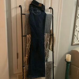 American Eagle jeans wide leg size 4 long
